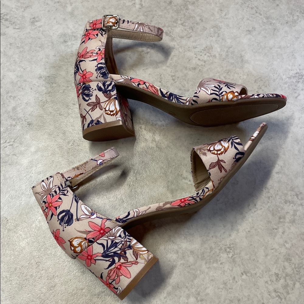Serra Floral Block Heel Sandals Memory Foam Ankle Strap Heel Size 7 - Picture 7 of 9